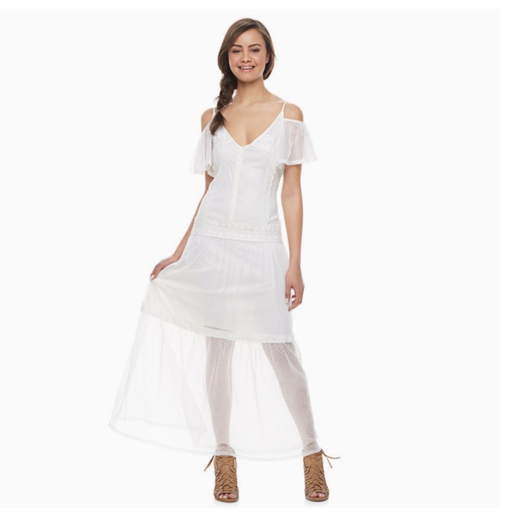 NWOT Disney Pirates it the Caribbean White Dress